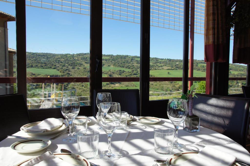 Sansoáin Hotel Rural Valdorba מראה חיצוני תמונה